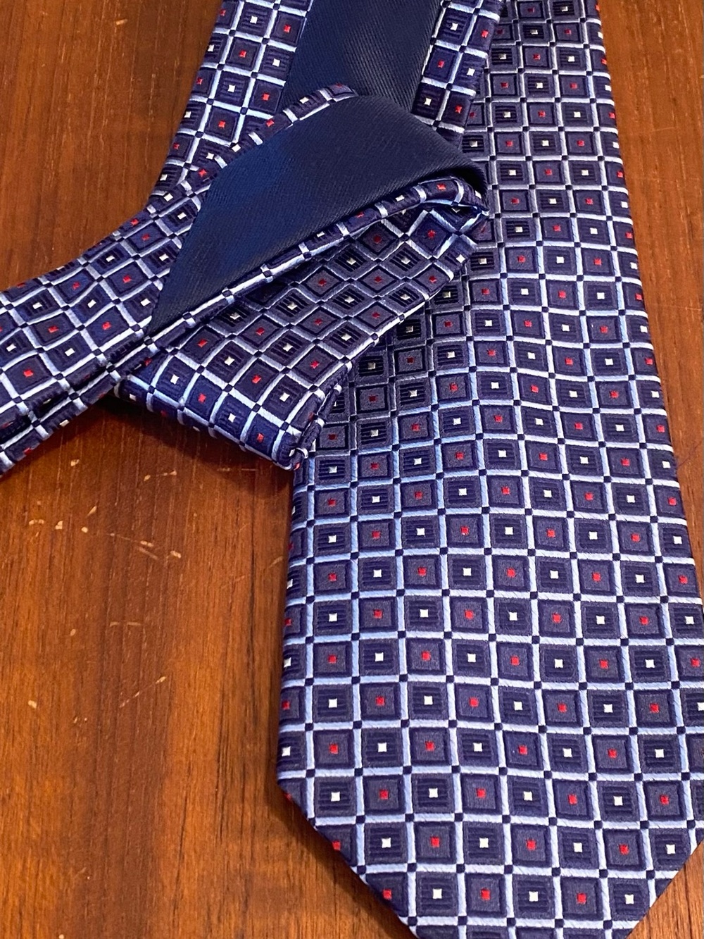 Tommy Hilfiger Men's Navy Red and White Geometric Classic Preppy Silk Tie